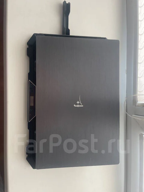 F+ Flaptop. 16", 1,3����, ��� 8 ��, ���� 500���, WiFi: 1, Bluetooth: 1, ����������� �� 5��. ����