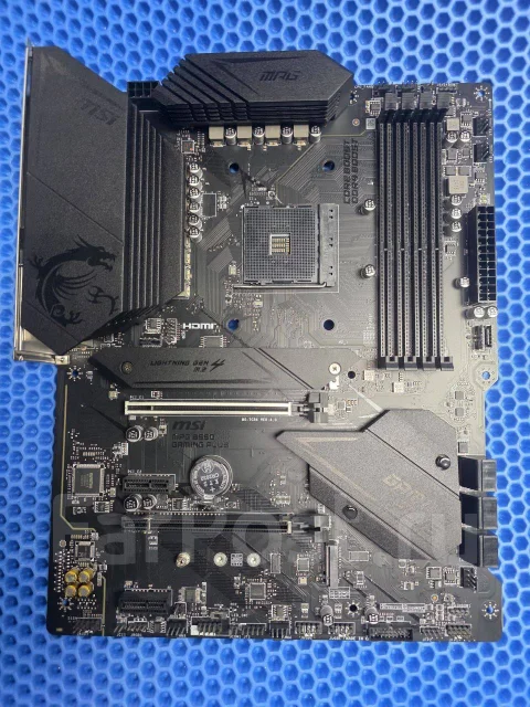 AMD B550 ����