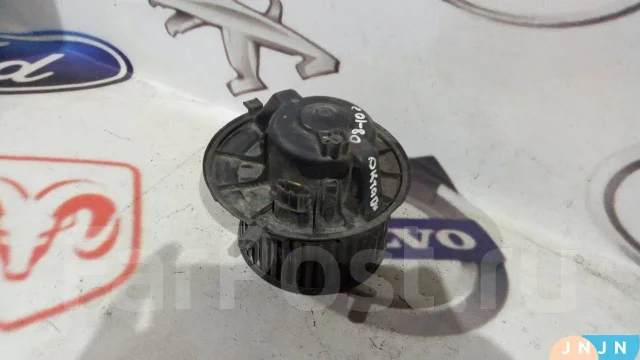 ����� ����� Skoda Octavia A5 02.2004 - 12.2008 1K1819015C ����