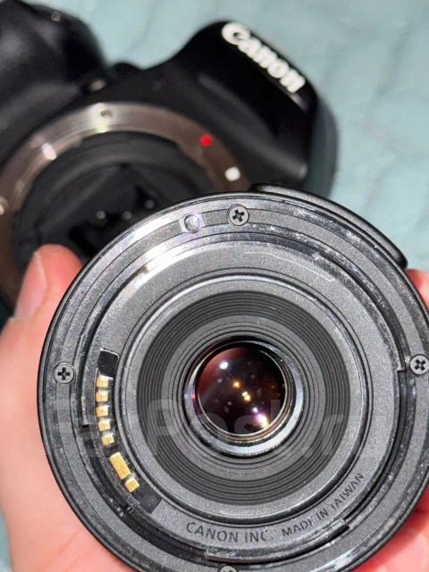 Canon EOS 550D Kit. 10 - 14.9 ��, ���: 4� ����