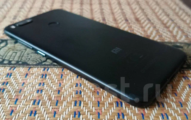 Xiaomi Mi A1. �/�, 64 ��, ������, 3G, 4G LTE, Dual-SIM ����