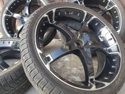 Realux. 8.5x22", 5x114.3, ET38 ����