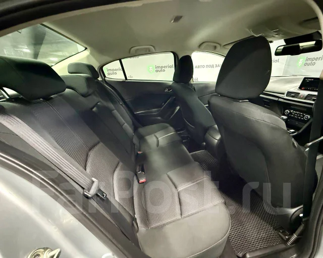 Mazda Axela. �������, 4wd, 1.5 (111��.�.), ������, 124 000����. �� ����