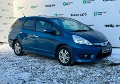 Honda Fit Shuttle. �������, ��������, 1.3 (88��.�.), ������, 187 000����. �� ����