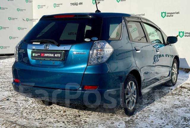 Honda Fit Shuttle. �������, ��������, 1.3 (88��.�.), ������, 187 000����. �� ����