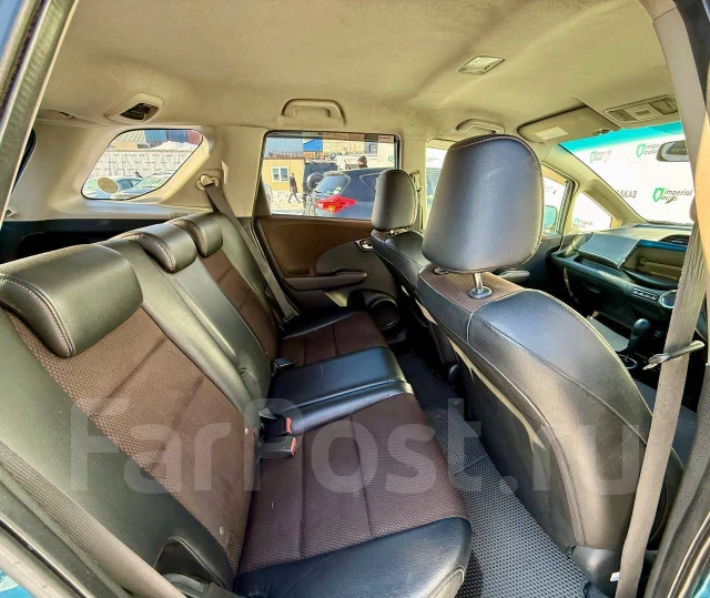 Honda Fit Shuttle. �������, ��������, 1.3 (88��.�.), ������, 187 000����. �� ����