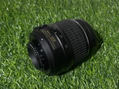 Nikon. ������� ������� 52 �� ����
