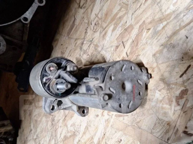 ������� Renault Sandero 2 233004924R 233004924R ����