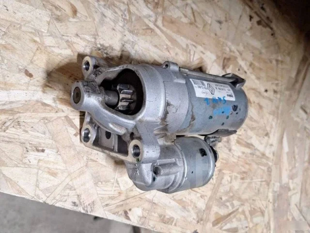 ������� Renault Sandero 2 233004924R 233004924R ����