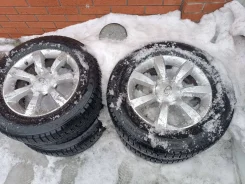 Infiniti. x18", 5x114.3, �� 100,1���. ����