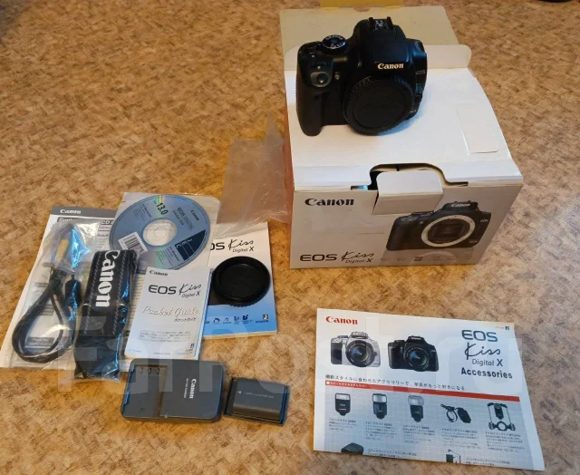 Canon EOS 400D Body. 10 - 14.9 �� ����