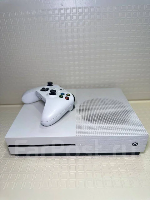 Microsoft Xbox One S ����