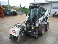 Bobcat S590 ����