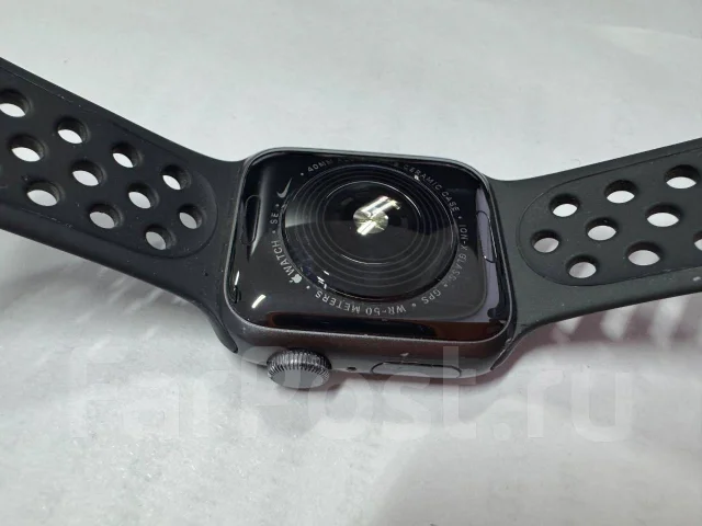 Apple Watch SE Nike ����