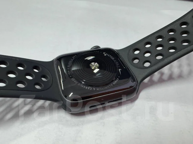 Apple Watch SE Nike ����
