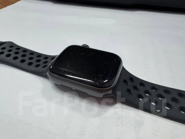 Apple Watch SE Nike ����