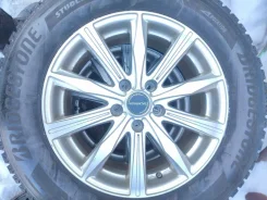 Bridgestone Balminum. 7.0x17", 5x114.3, ET45 ����