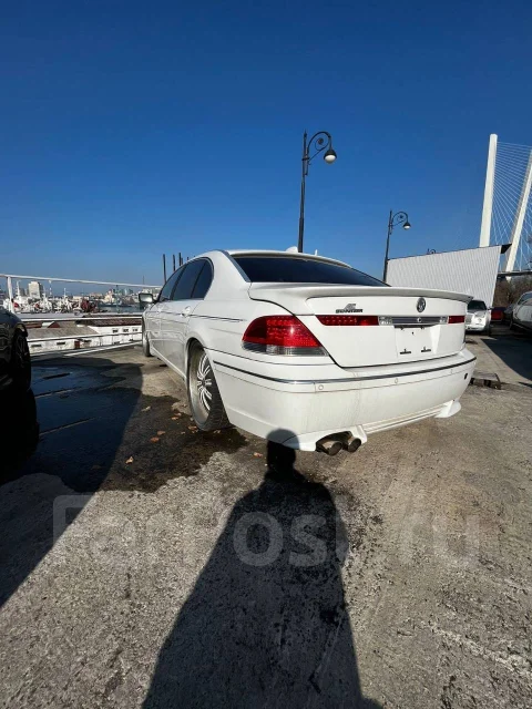 BMW 7-Series ����