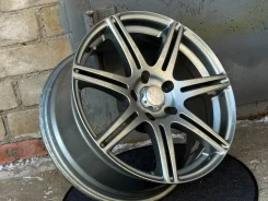 Bridgestone BEO. 8.0x17", 5x114.3, ET30 ����