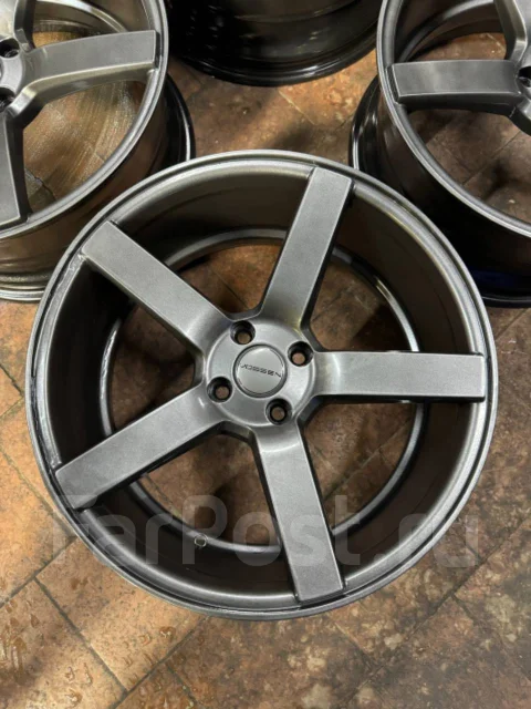 Vossen CV3-R. 8.0x18", 4x98, 4x100, ET45, �� 60,1���. ����