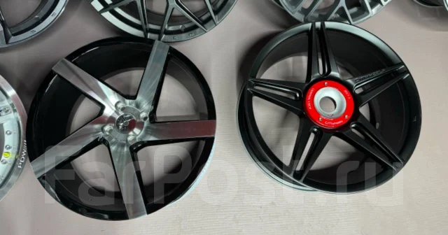 Vossen CV3-R. 8.0x18", 4x98, 4x100, ET45, �� 60,1���. ����