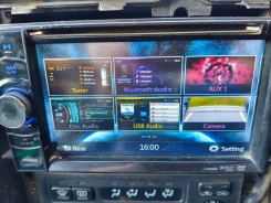 Clarion NX501 ����