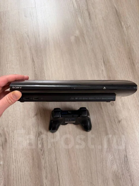 Sony PlayStation 3 Super Slim ����