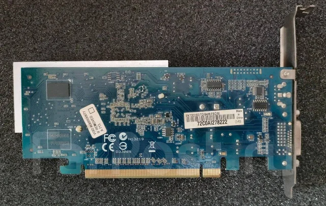 ���������� Asus Nvidia GeForce 7300 SE 64Mb ����