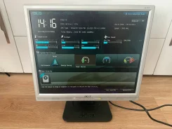 Acer. 19" ����