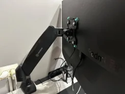 Redmi. 27" ����