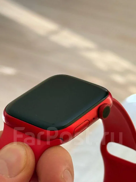 Apple Watch Series 8. GPS, NFC ����