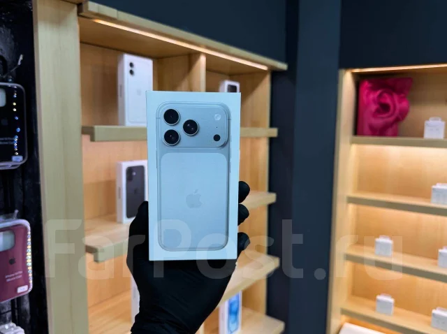 Apple iPhone 17 Pro. �����, 1 ��, �����������, 4G LTE, eSIM ����