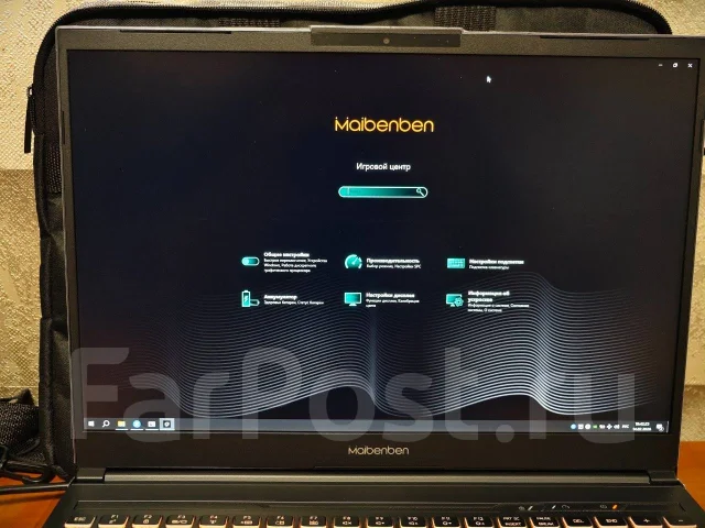 Maibenben X677. 16", 4,7����, ��� 16 ��, ���� 512���, WiFi: 1, Bluetooth: 1, ����������� �� 3��. ����