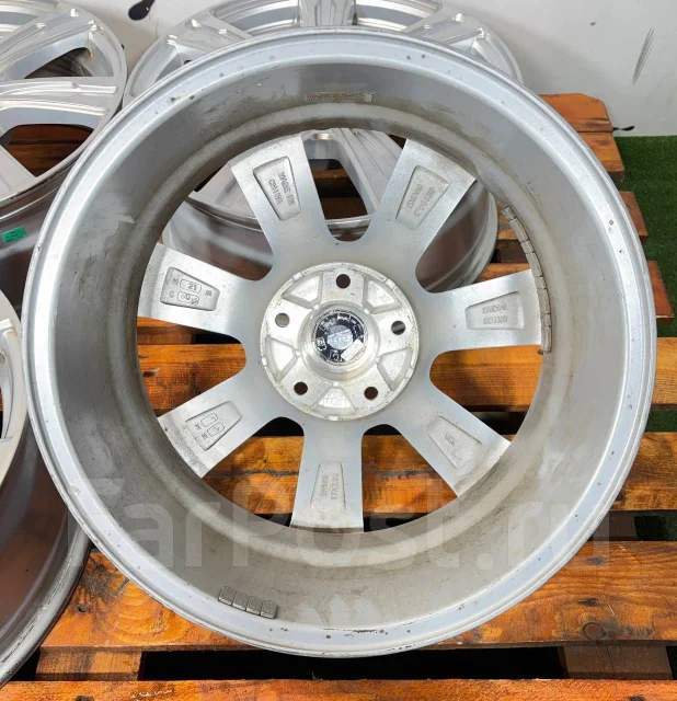MID. 7.0x17", 5x114.3, ET38, �� 73,1���. ����