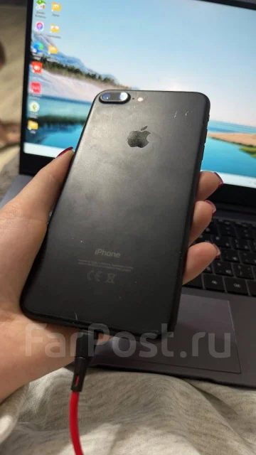 Apple iPhone 7 Plus ����