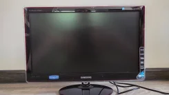 Samsung. 23", ���������� �� (LCD, LED, QLED) ����