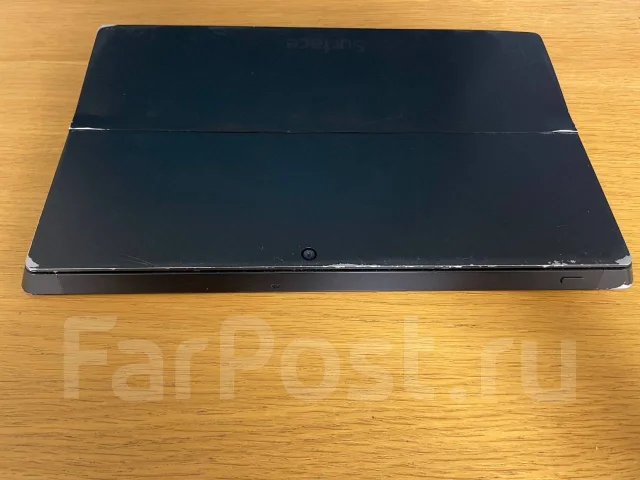Microsoft Surface Laptop. 10.6", 1,9����, ��� 4 ��, ���� 64���, WiFi: 1, Bluetooth: 1, ����������� �� 8��. ����