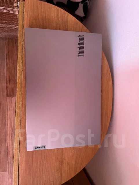 Lenovo. 15.6", 3,8����, ��� 8 ��, ���� 238���, WiFi: 1, Bluetooth: 1, ����������� �� 7��. ����