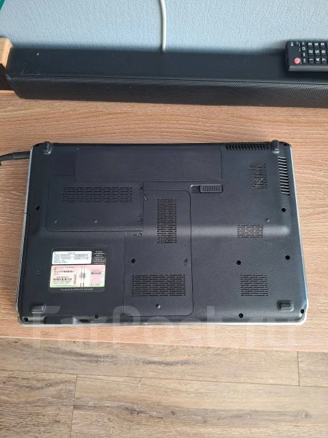HP Pavilion dv6-2135er. 15.6", 2,1����, ��� 3072 ��, ���� 250���, WiFi: 1, Bluetooth: 1 ����