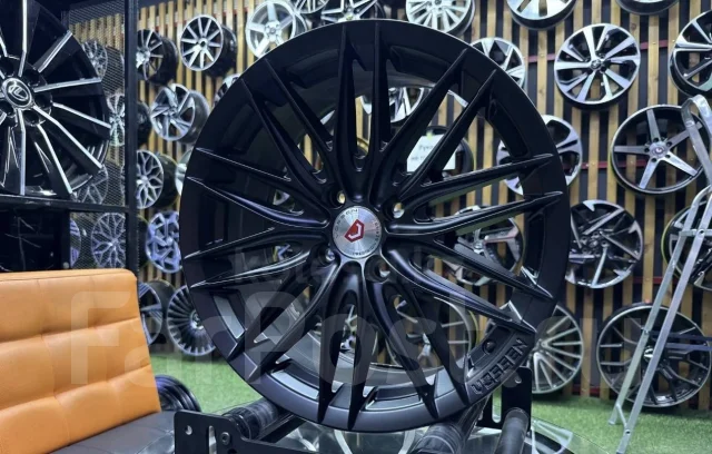 Vossen VFS-4. x17", 4x98. ��� ����� �� ������������ ����