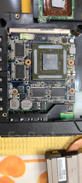 Asus ROG G51VX. 15.6", 2,2����, ��� 4 ��, WiFi: 1, Bluetooth: 1 ����