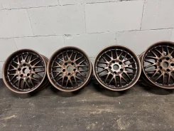 Dotz Revvo. 8.0x17", 5x120, ET35, �� 72,6���. ����