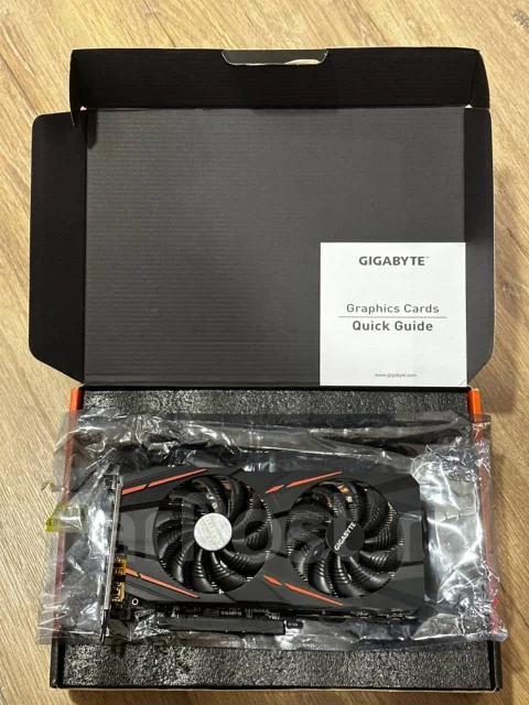 Radeon RX 570 ����