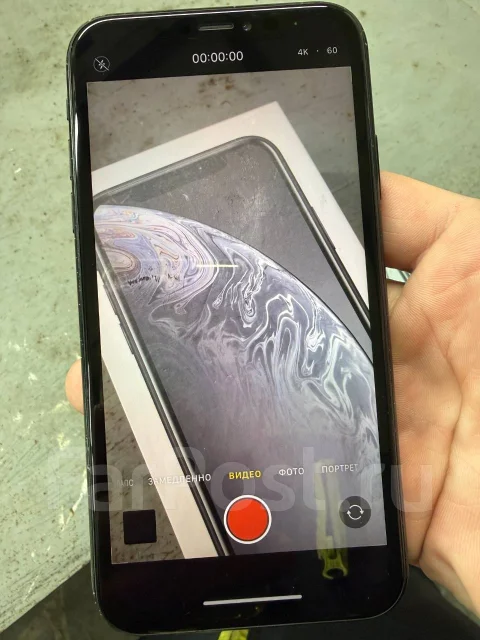 Apple iPhone Xr. �/�, 64 ��, ������, 3G, 4G LTE, NFC ����