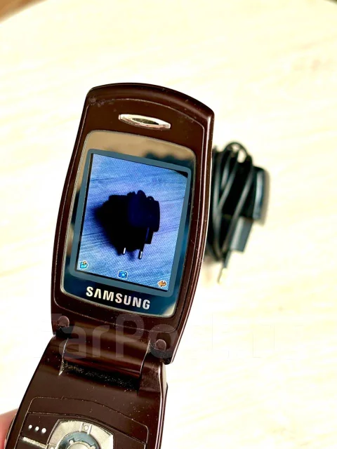 Samsung Versus. �/�, ������� ����