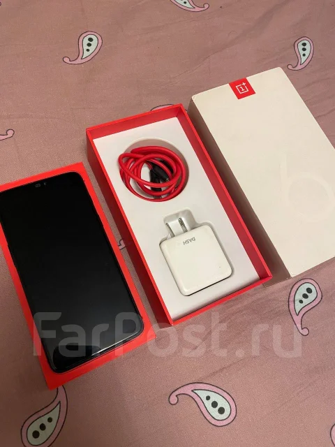 OnePlus 6. �/�, 64 ��, ������ ����