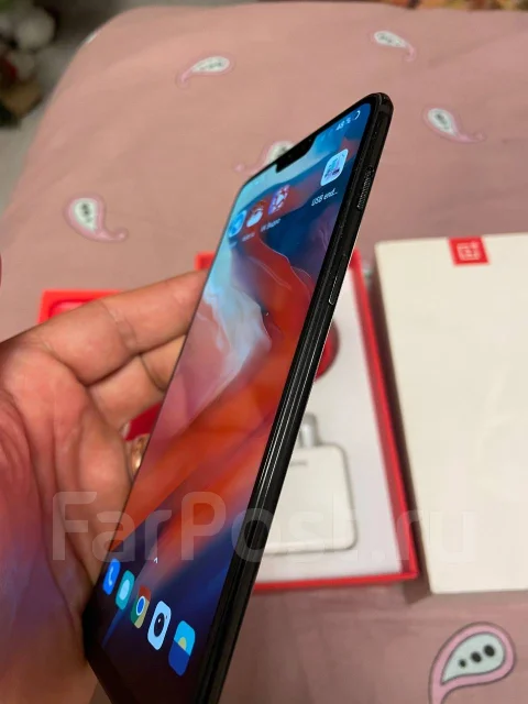 OnePlus 6. �/�, 64 ��, ������ ����