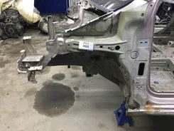 �������� ������ ������ Peugeot 208 2012 721133 721133 ����