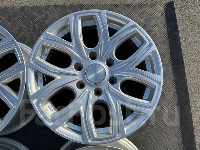 Lehrmeister Premix. 8.0x17", 6x139.7, ET25 ����