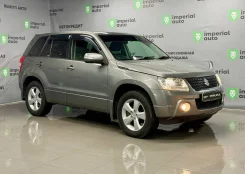 Suzuki Escudo. �������, 4wd, 2.4 (166��.�.), ������, 160 000����. �� ����